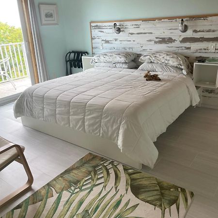 Deer Run On The Atlantic Bed & Breakfast Big Pine Key Bagian luar foto